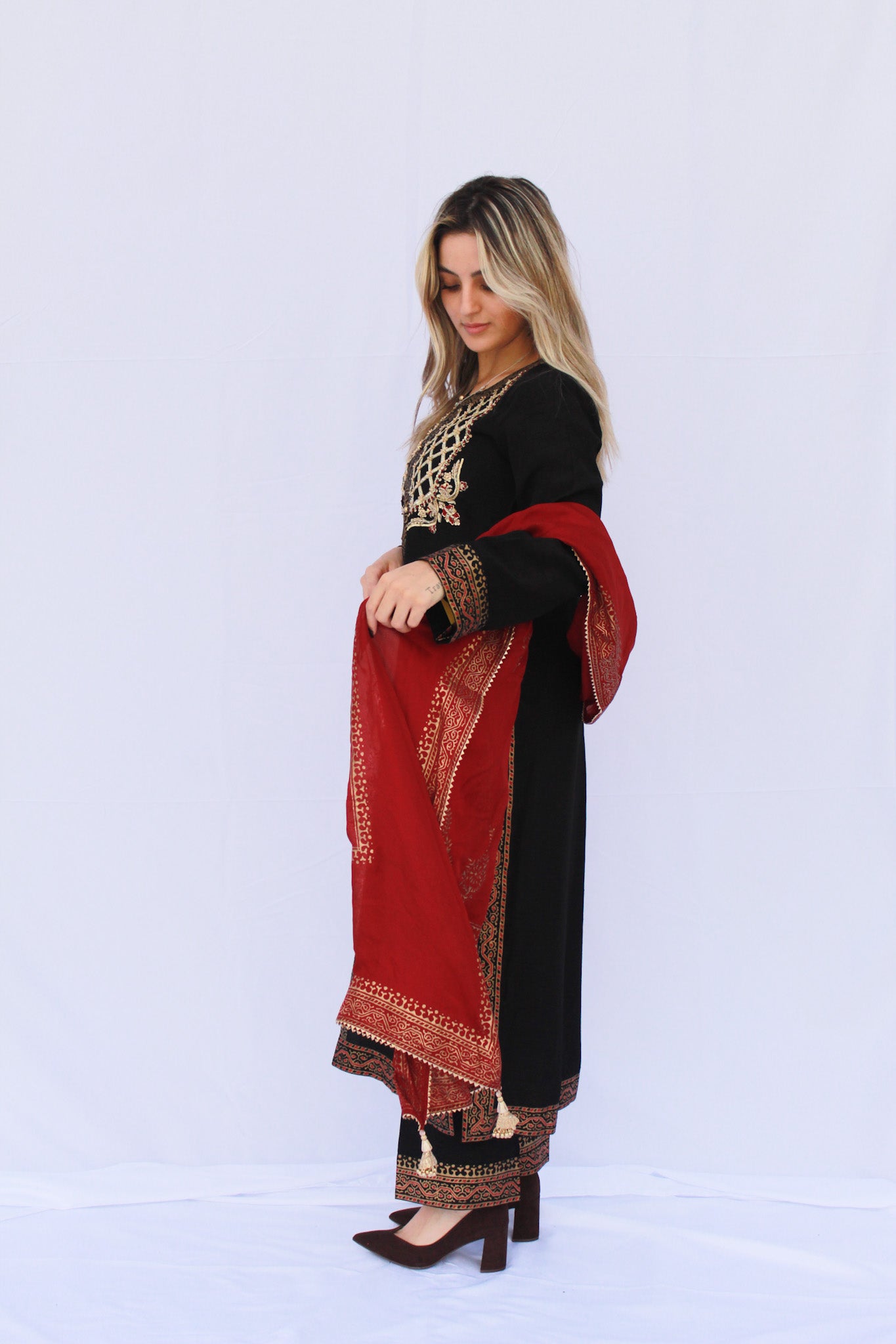 Korean Raw Silk Hand-Embroidered Set