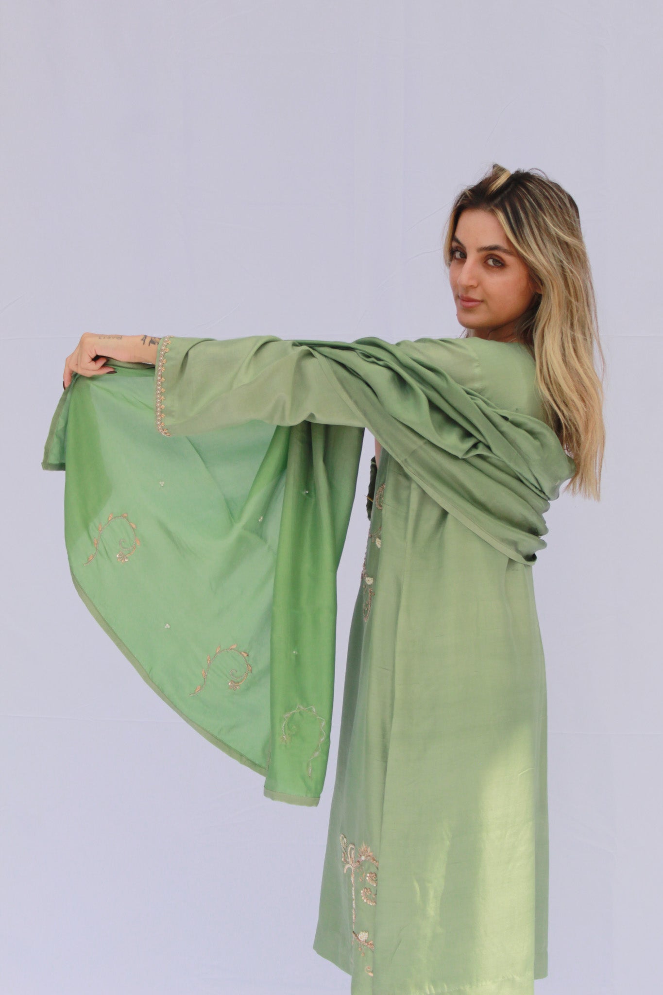 Luxury 60g Pure Mint Green Silk Zardozi Kurti Set
