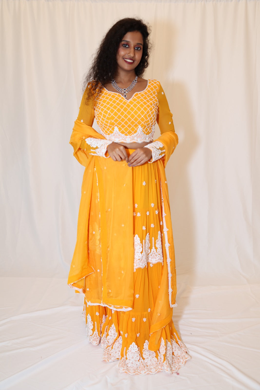 Saffron Gharara Set
